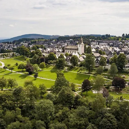 Apartment Welcome In - 'rothaarglück' In Neuastenberg-winterberg Mit Aussicht Und Terrasse
